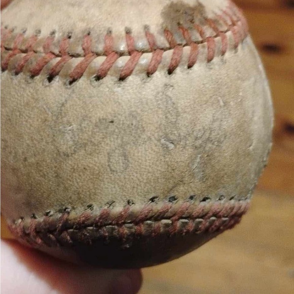 Baseball signed - Picture 2 of 4